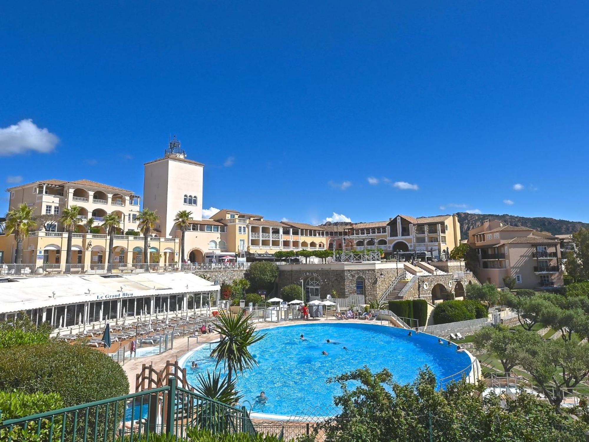 Apartment Village Cap Esterel - Le Village-52 By Interhome Saint-Raphael  Ngoại thất bức ảnh