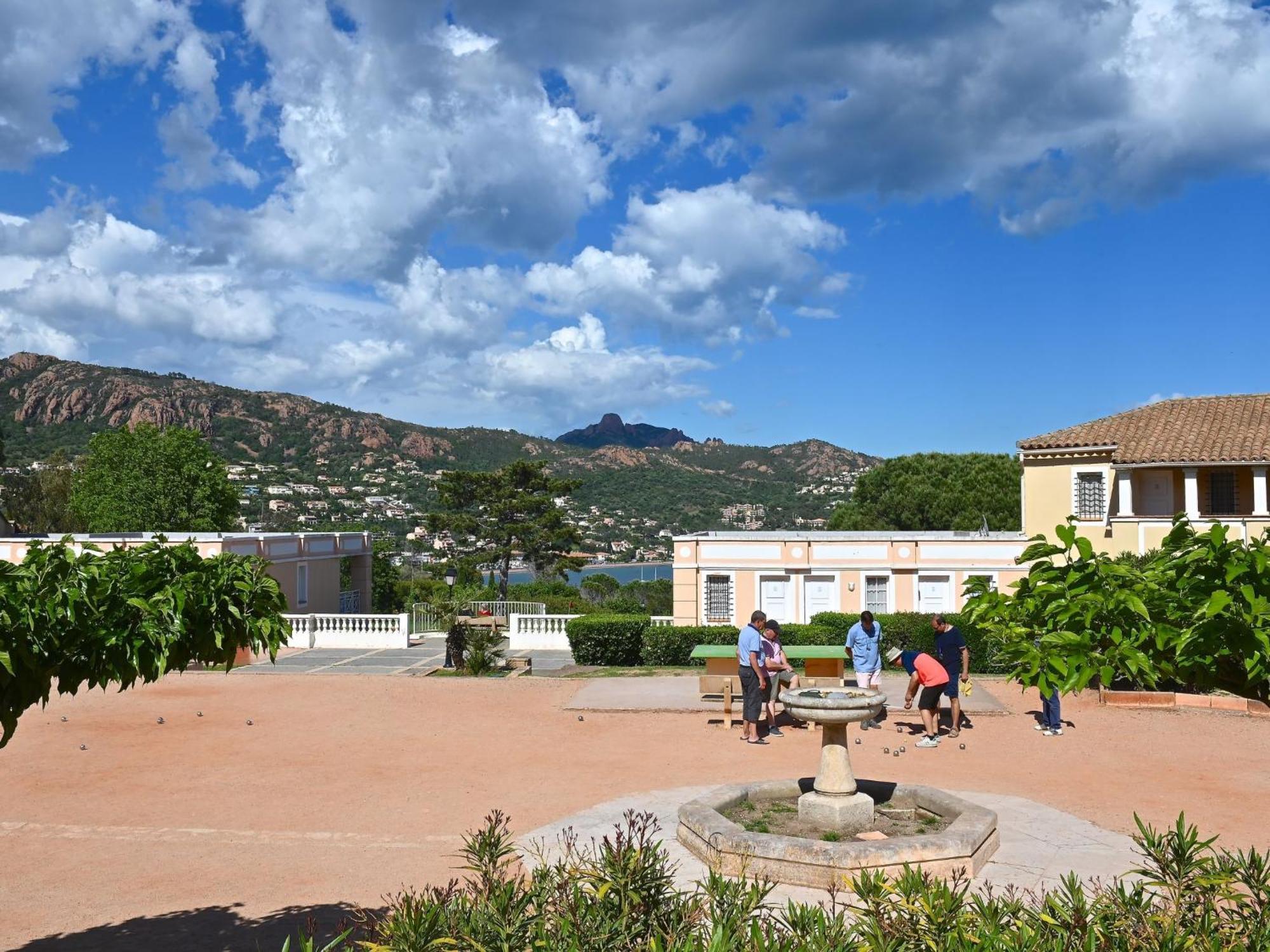 Apartment Village Cap Esterel - Le Village-52 By Interhome Saint-Raphael  Ngoại thất bức ảnh